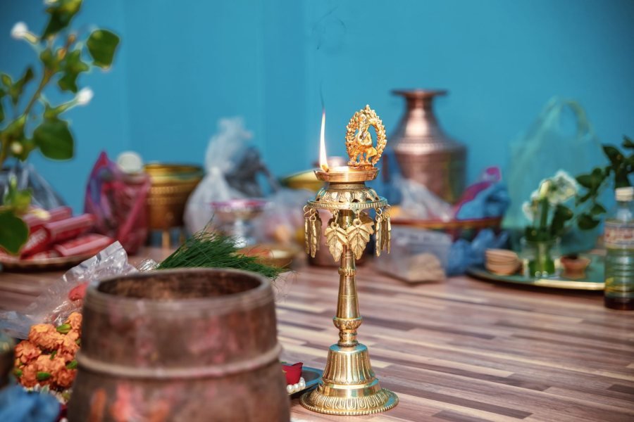 Brass and Copper Akhand Lotus/Kamal Diya (Set of 11 pcs) Akhand Jyot